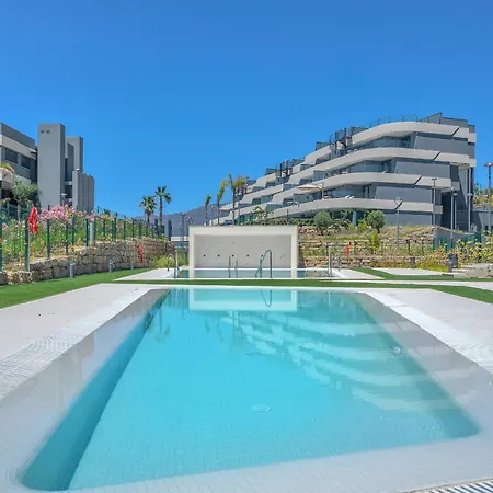 Oasis 325 *