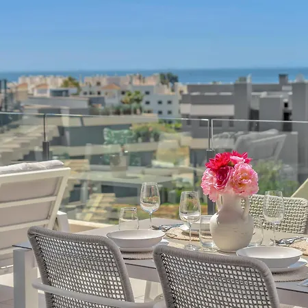 Oasis 325 Apartment Estepona