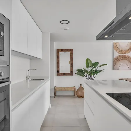 Oasis 325 Apartment *