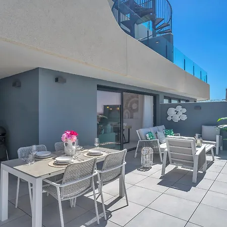 Apartment Oasis 325